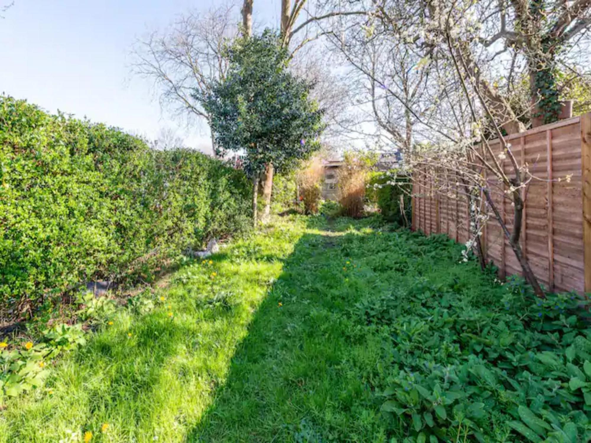 Сasa de vacaciones Pass The Keys Charming Victorian 2 Bed House With Artistic Flair In Acton Ideal For Families And Groups Excellent Transport Links Londres
