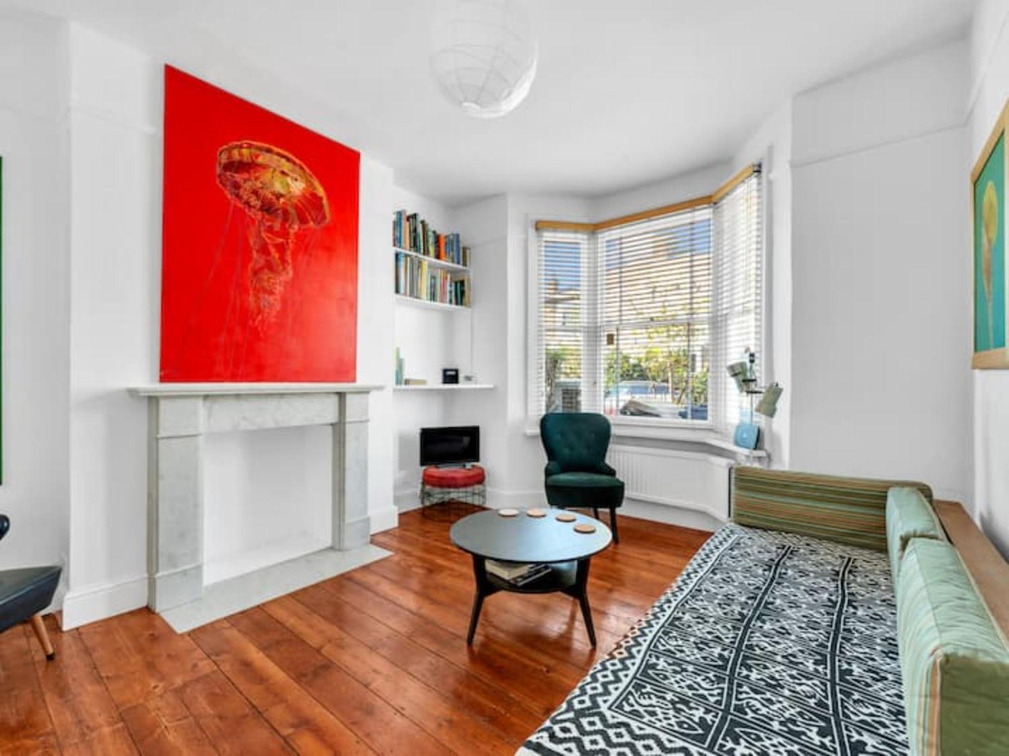 Pass The Keys Charming Victorian 2 Bed House With Artistic Flair In Acton Ideal For Families And Groups Excellent Transport Links Сasa de vacaciones *